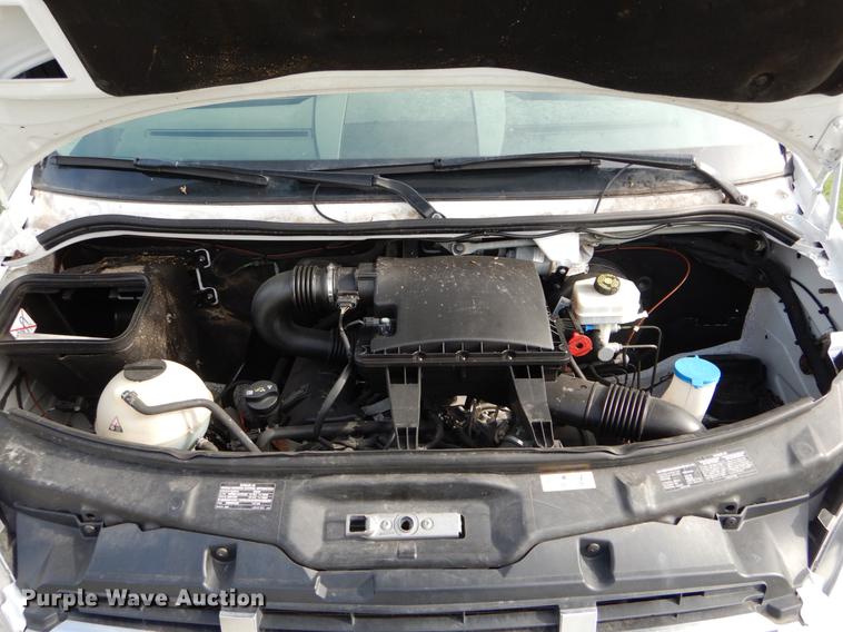 image for item DE8292 2012 Freightliner Sprinter 3500 box truck