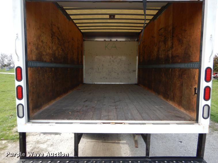 image for item DE8292 2012 Freightliner Sprinter 3500 box truck
