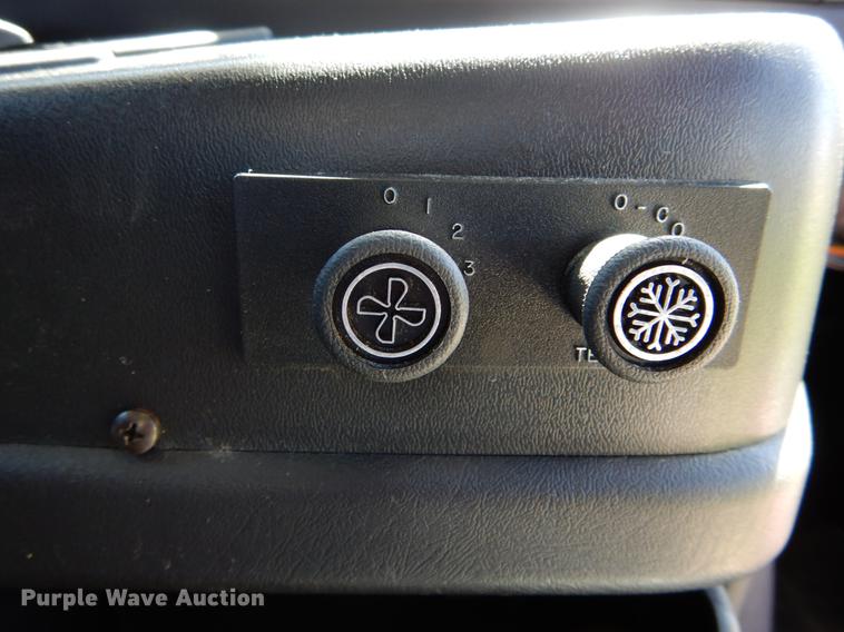 image for item DE8297 2010 Chevrolet Express G3500 school bus