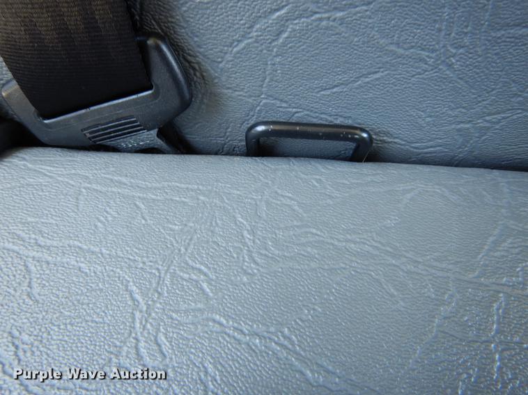 image for item DE8297 2010 Chevrolet Express G3500 school bus