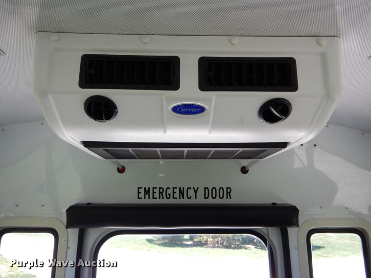 image for item DE8297 2010 Chevrolet Express G3500 school bus