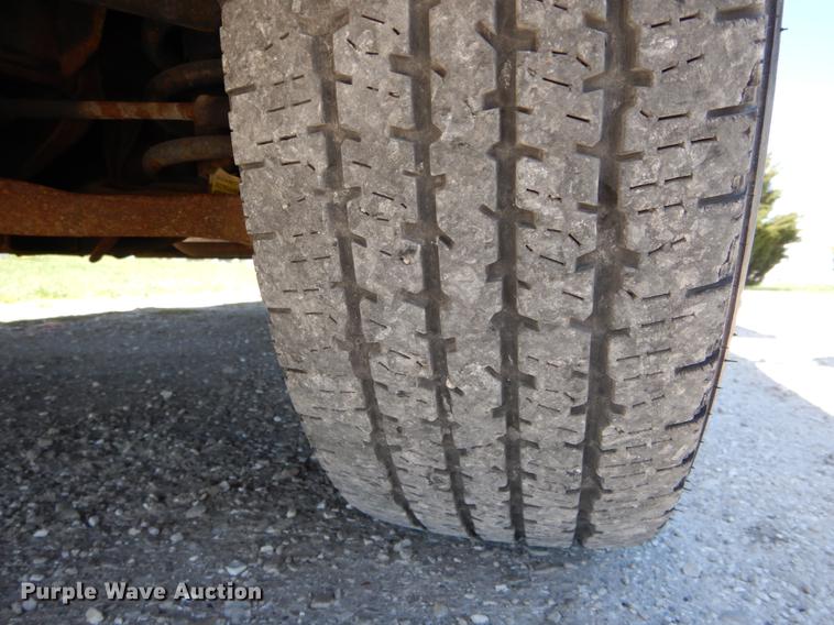 image for item DE8297 2010 Chevrolet Express G3500 school bus