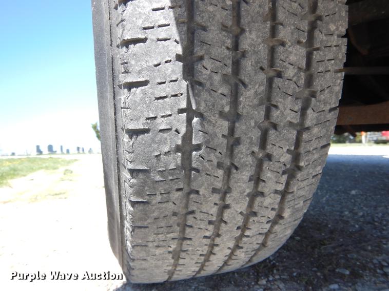 image for item DE8297 2010 Chevrolet Express G3500 school bus