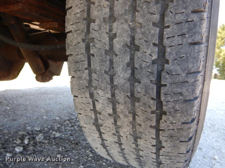 image for item DE8297 2010 Chevrolet Express G3500 school bus