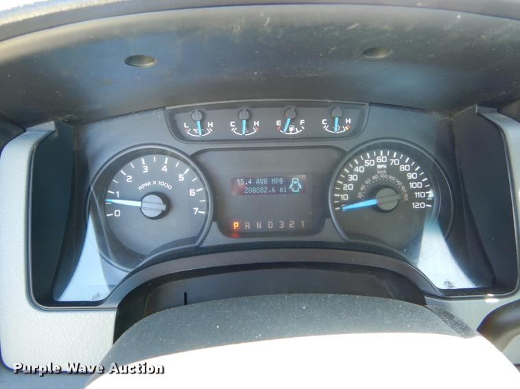 image for item DE8298 2013 Ford F150 XL pickup truck