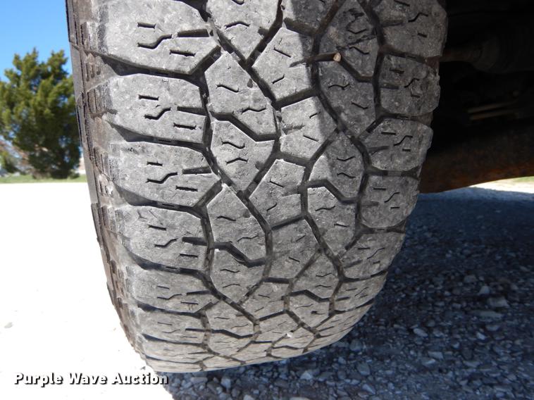 image for item DE8298 2013 Ford F150 XL pickup truck