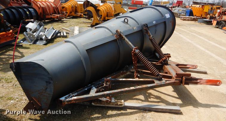 image for item DE8306 Falls 312 taper snow plow