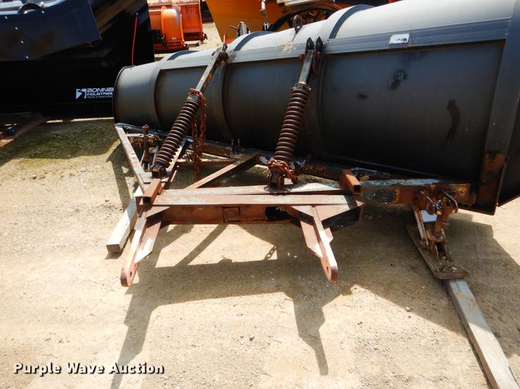 image for item DE8306 Falls 312 taper snow plow