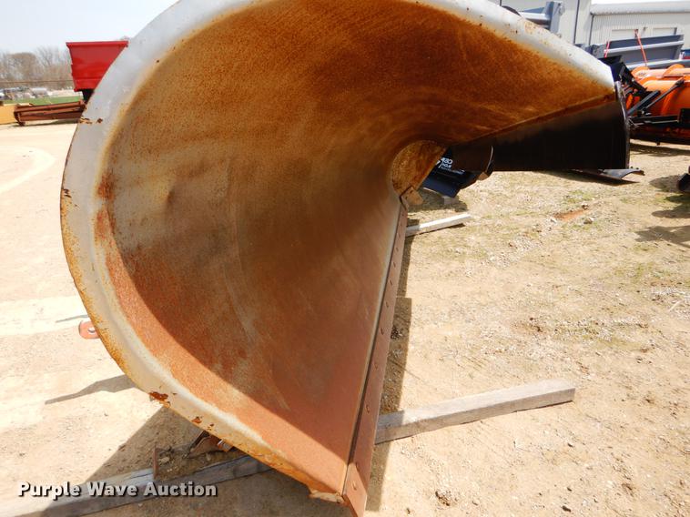 image for item DE8306 Falls 312 taper snow plow