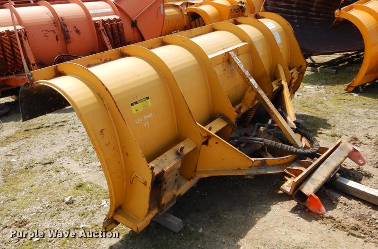 image for item DE8307 Snow plow