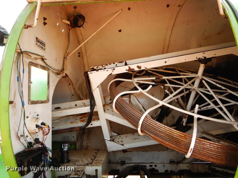 image for item DE8308 Flatbed with Sreco sewer rodder