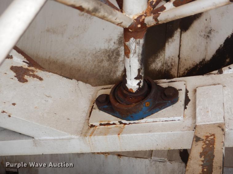 image for item DE8308 Flatbed with Sreco sewer rodder