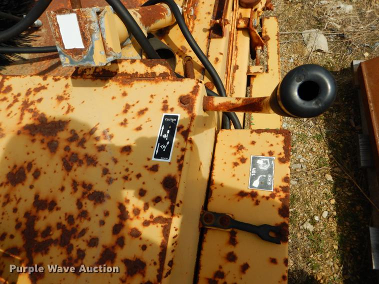 image for item DE8309 Ford 710 leaf loader