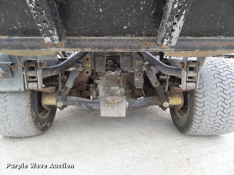 image for item DF0750 1996 Toro Workman 3200 utility vehcicle