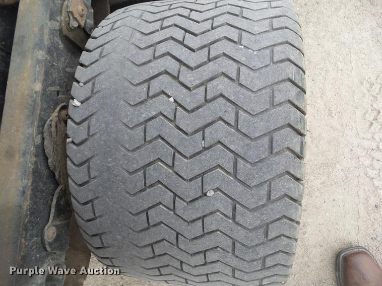 image for item DF0750 1996 Toro Workman 3200 utility vehcicle