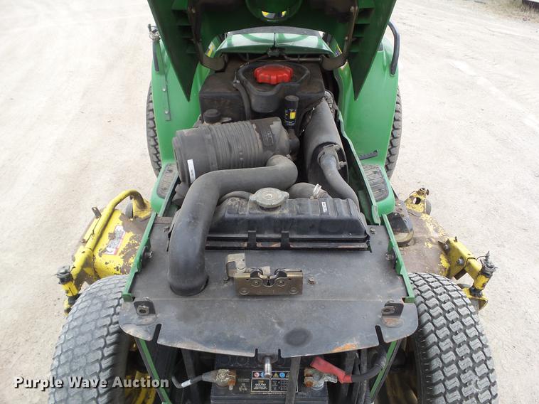 image for item DF0751 2000 John Deere 4200 tractor