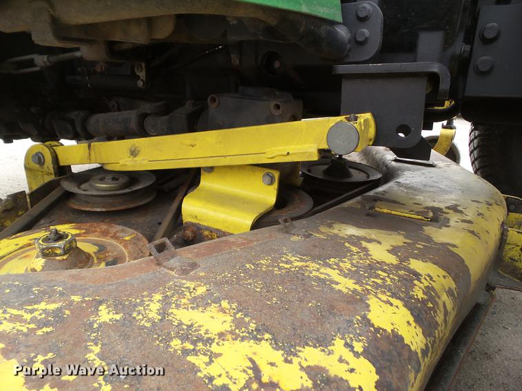 image for item DF0751 2000 John Deere 4200 tractor