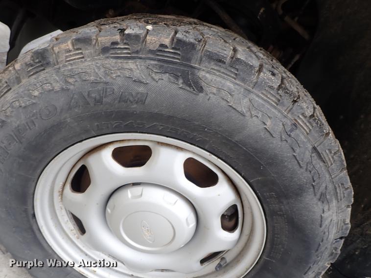 image for item DF1005 2011 Ford F150 pickup truck