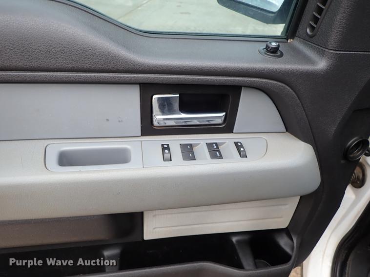 image for item DF1006 2013 Ford F150 SuperCab pickup truck