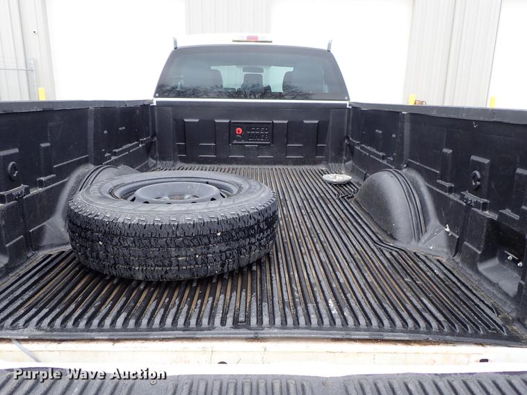image for item DF1006 2013 Ford F150 SuperCab pickup truck