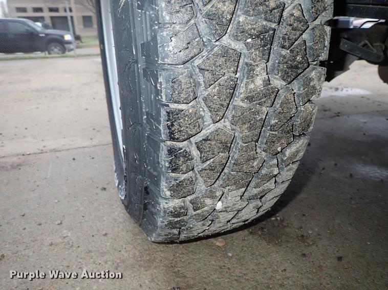 image for item DF1006 2013 Ford F150 SuperCab pickup truck