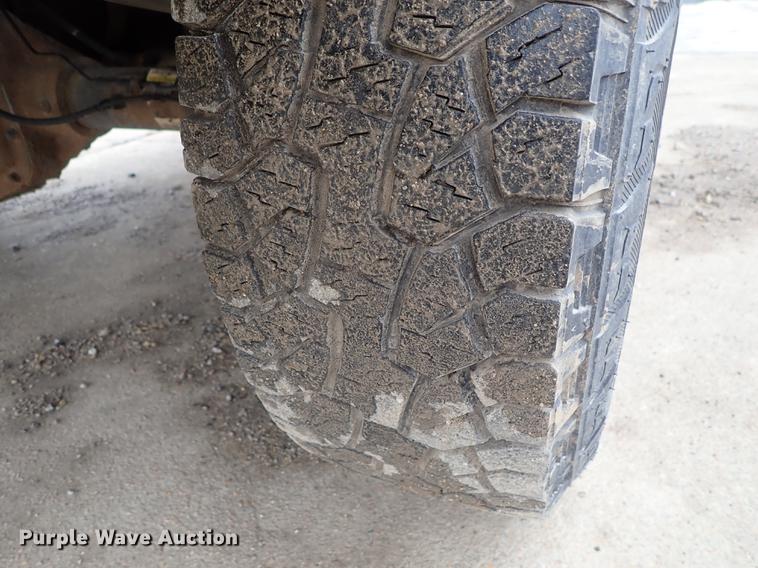 image for item DF1007 2011 Ford F150 pickup truck