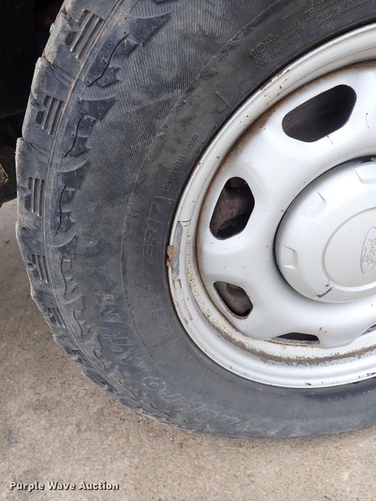 image for item DF1007 2011 Ford F150 pickup truck