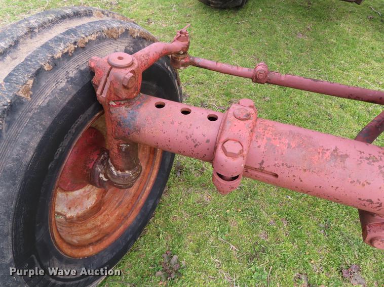 image for item DF1349 Farmall  706 tractor