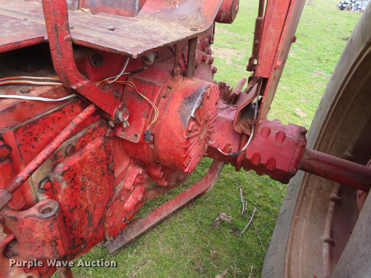 image for item DF1349 Farmall  706 tractor