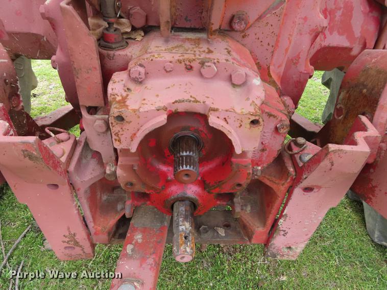 image for item DF1349 Farmall  706 tractor