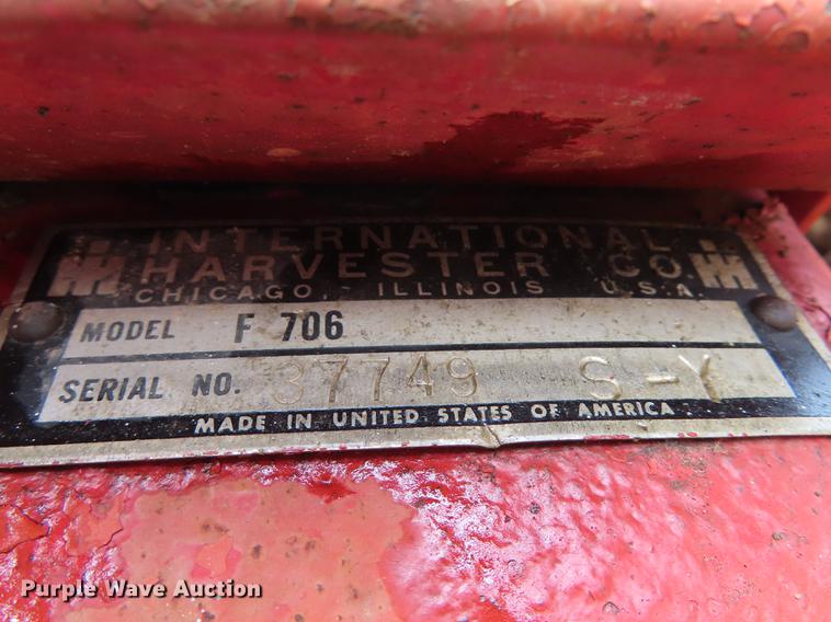 image for item DF1349 Farmall  706 tractor