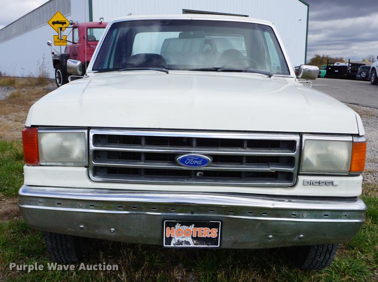 image for item DF1570 1991 Ford F250 SuperCab pickup truck