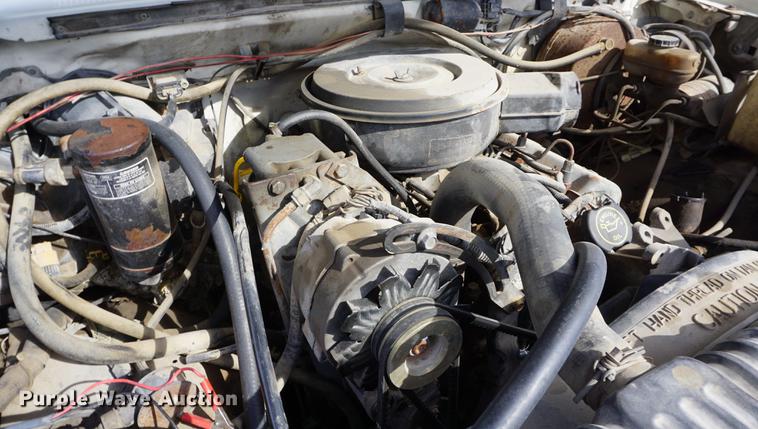 image for item DF1570 1991 Ford F250 SuperCab pickup truck