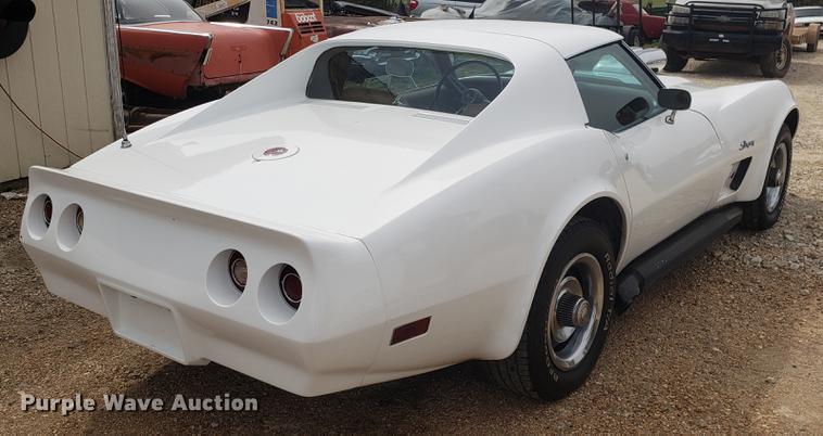 image for item DF3415 1975 Chevrolet Corvette