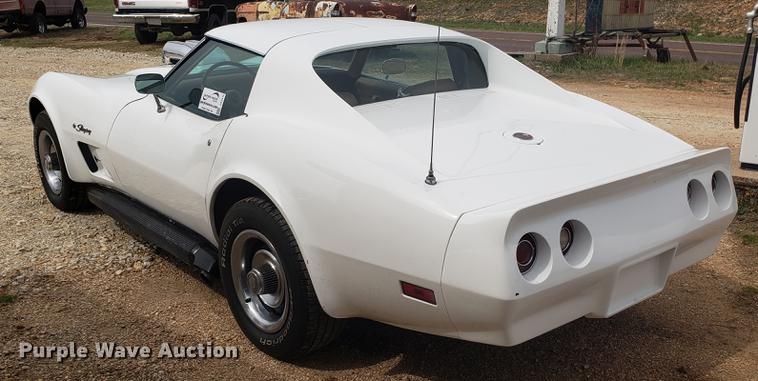 image for item DF3415 1975 Chevrolet Corvette