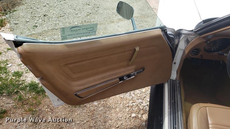 image for item DF3415 1975 Chevrolet Corvette