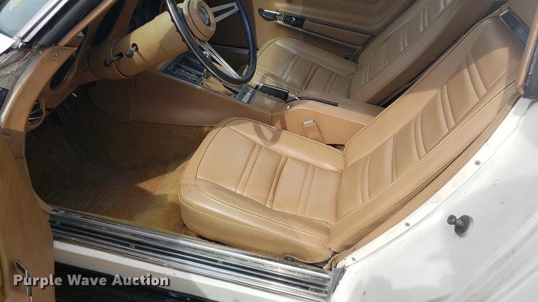 image for item DF3415 1975 Chevrolet Corvette