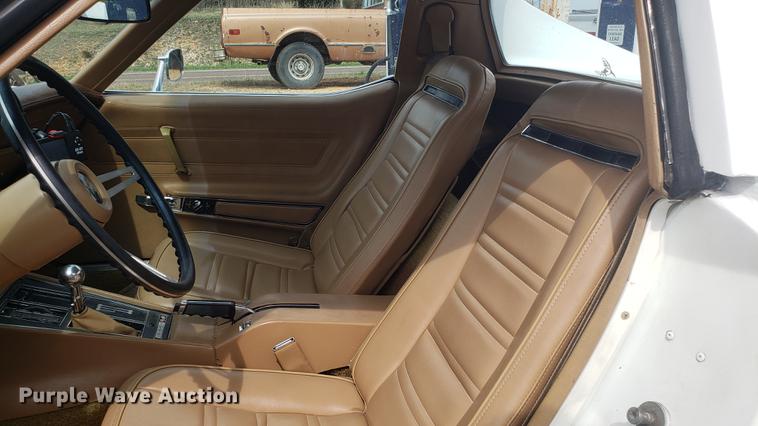 image for item DF3415 1975 Chevrolet Corvette