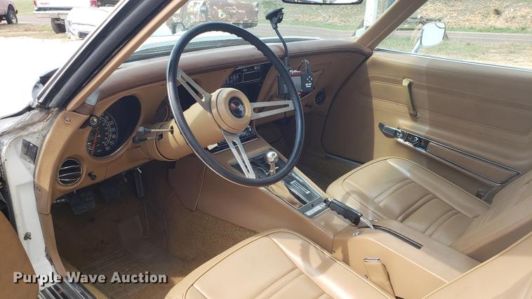 image for item DF3415 1975 Chevrolet Corvette