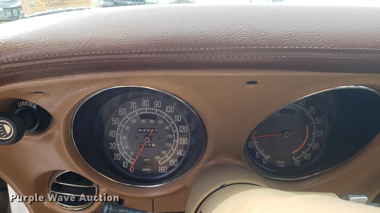 image for item DF3415 1975 Chevrolet Corvette