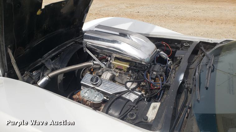 image for item DF3415 1975 Chevrolet Corvette