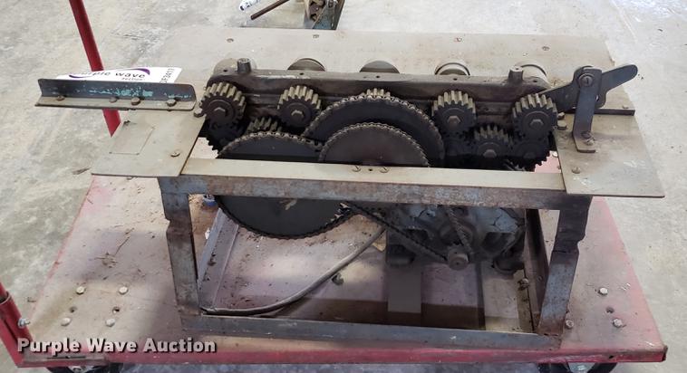 image for item DF3417 Pittsburg duct work machine