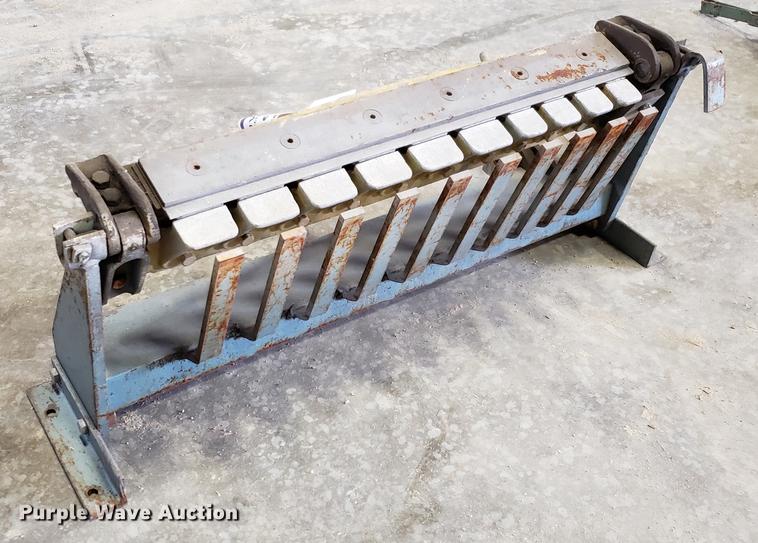 image for item DF3418 Cleat bender