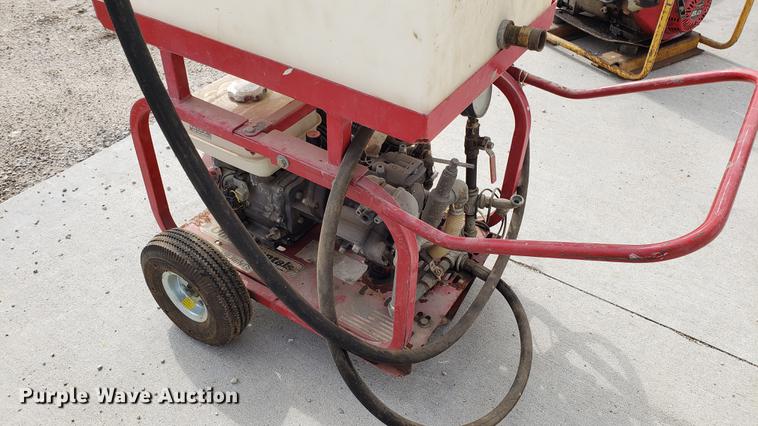 image for item DF3425 (2) hydrostatic water pumps