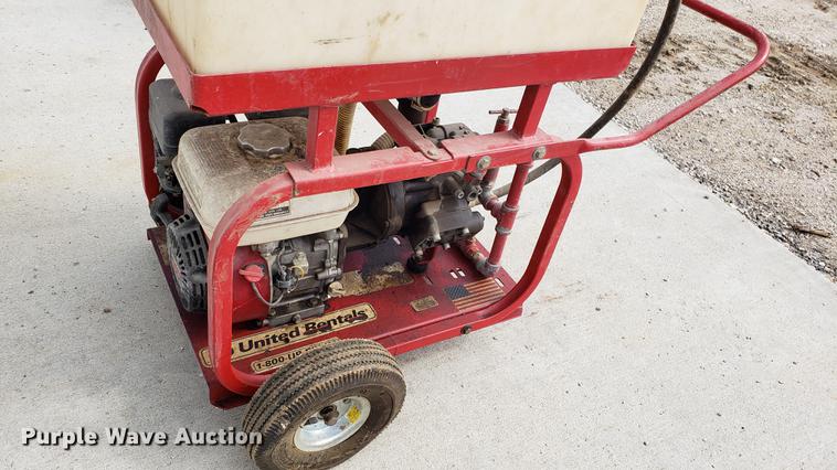 image for item DF3425 (2) hydrostatic water pumps