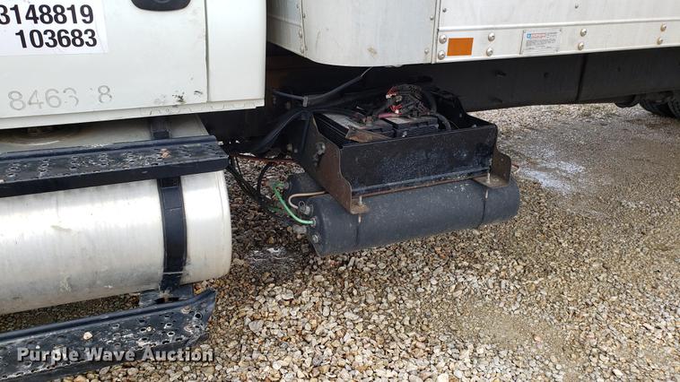 image for item DF3429 2012 International DuraStar 4300 box truck