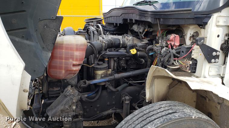 image for item DF3429 2012 International DuraStar 4300 box truck