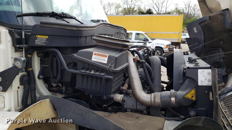 image for item DF3429 2012 International DuraStar 4300 box truck