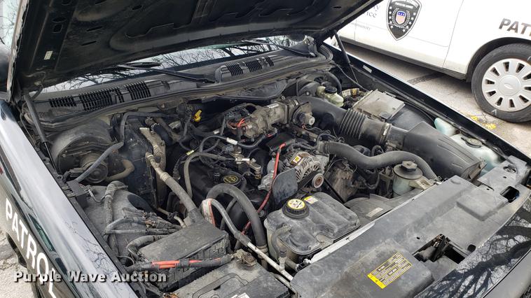 image for item DF3446 2007 Ford Crown Victoria Police Interceptor