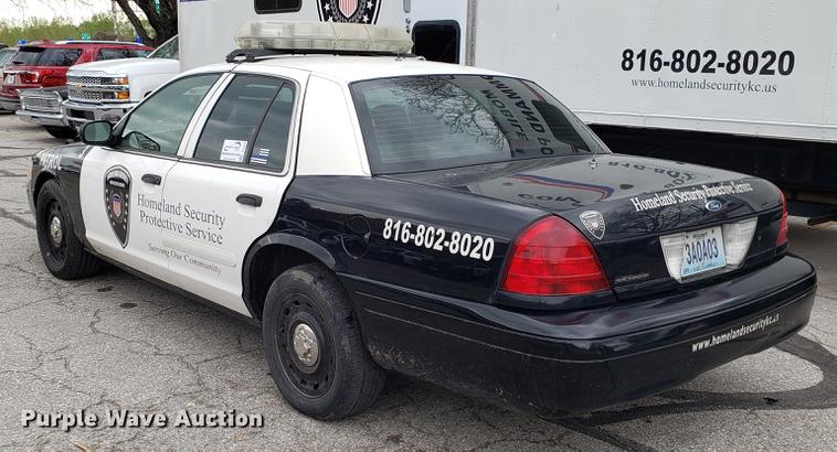 image for item DF3448 2006 Ford Crown Victoria Police Interceptor